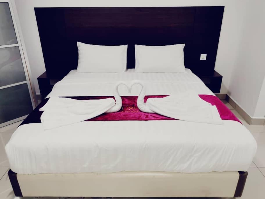 Marina Heights Hotel Residences ルムット エクステリア 写真